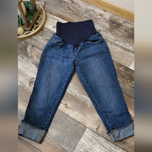 Maternity cuffed capris Size 4 Old Navy - Picture 1 of 9